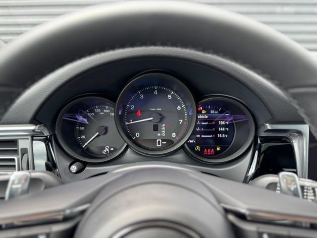 New 2026 Porsche Macan AWD/4WD image 21