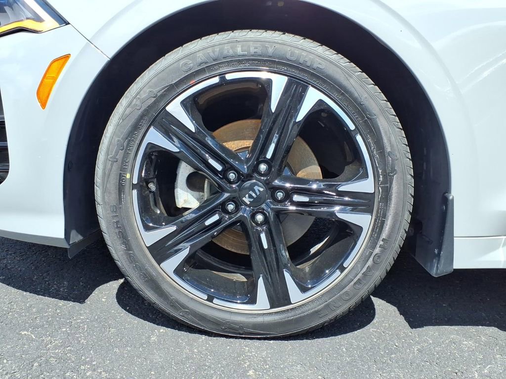 Used 2021 Kia K5 GT-Line FWD image 12