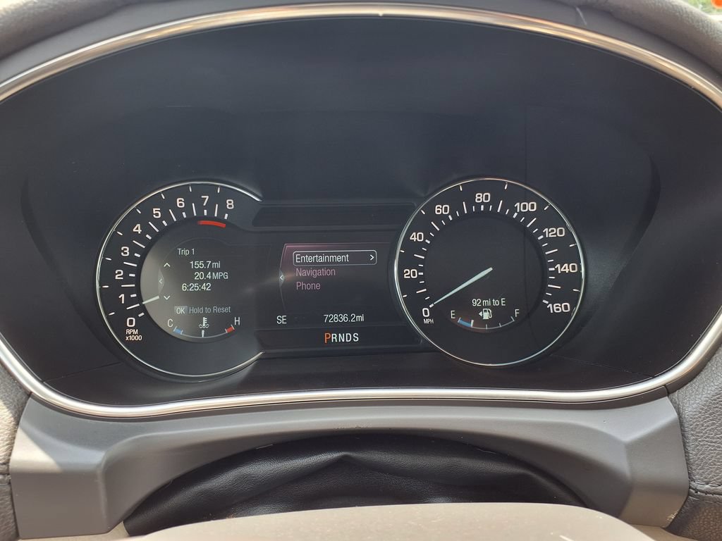 Used 2016 Lincoln MKX Reserve w/ Technology Package FWD image 33