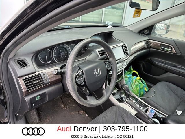 Used 2017 Honda Accord EX image 8