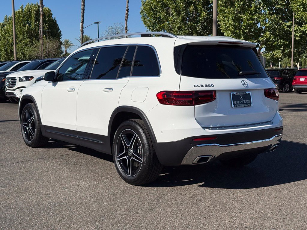 New 2026 Mercedes-Benz GLB 250 image 8