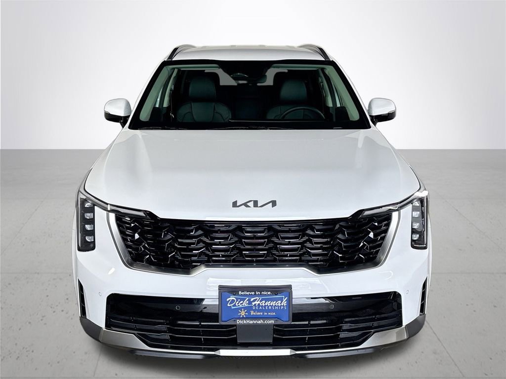 New 2025 Kia Sorento S image 3