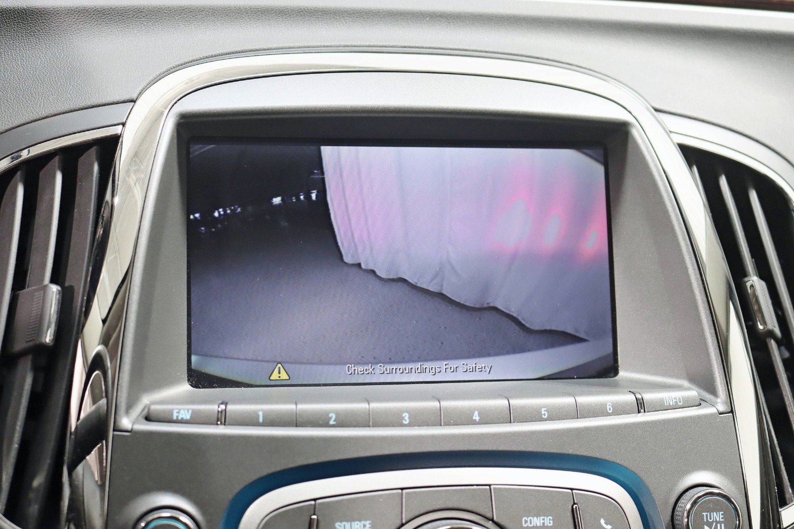Used 2012 Buick LaCrosse Premium image 18