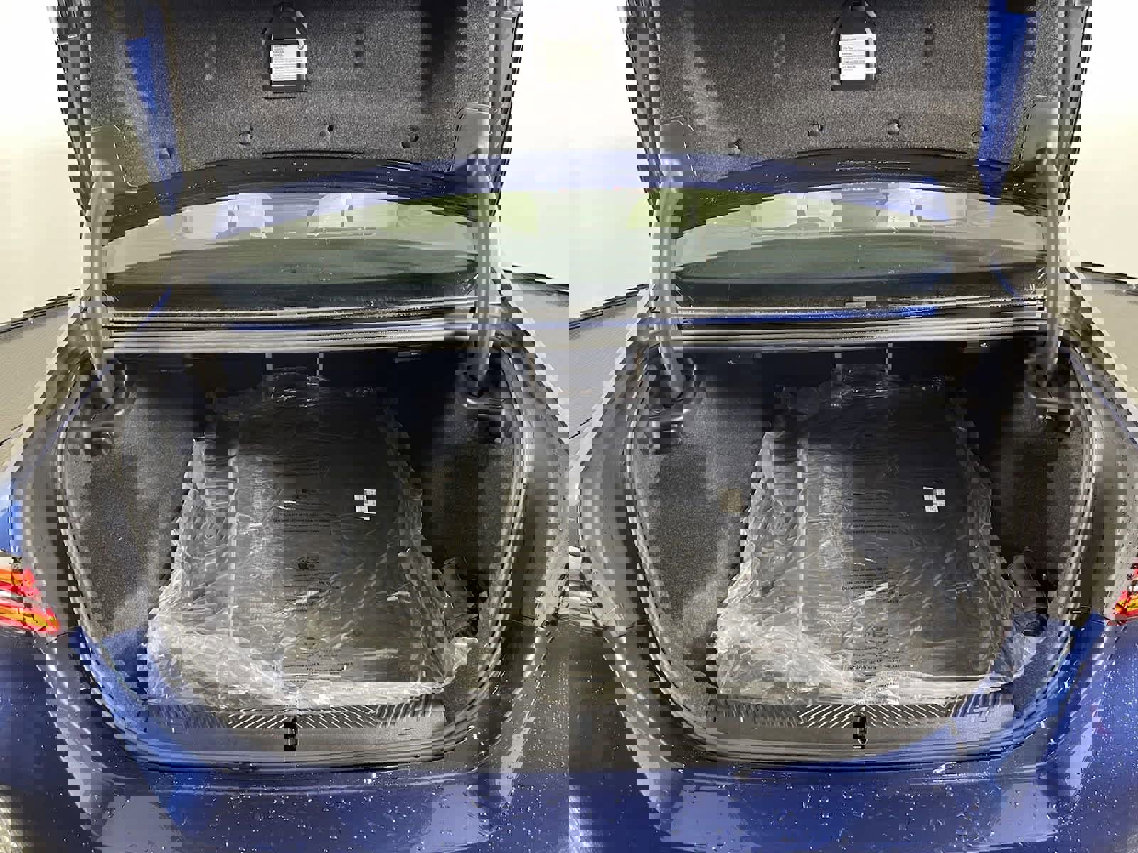 Certified 2024 BMW i5 eDrive40i w/ Premium Package image 16