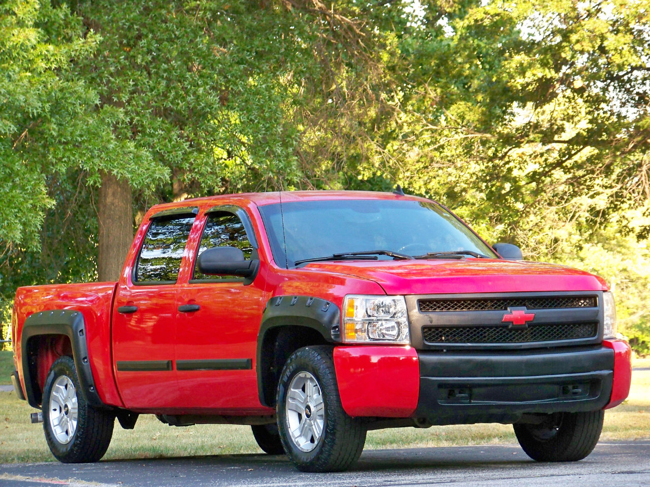 Used 2008 Chevrolet Silverado 1500 LT w/ Power Pack Plus image 3