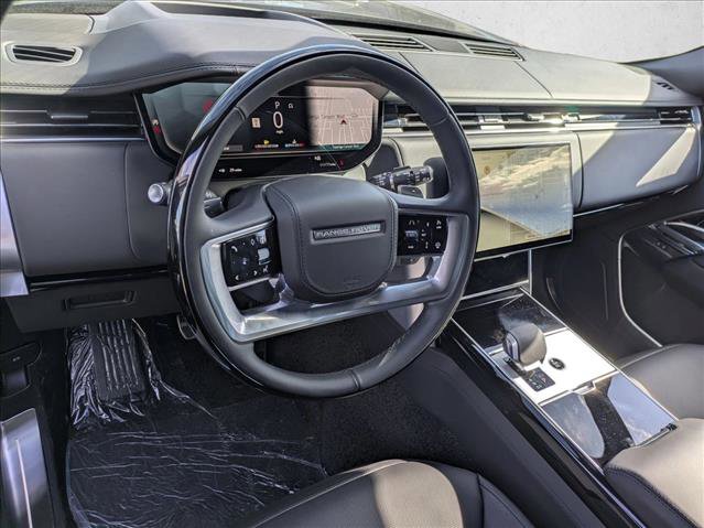 New 2026 Land Rover Range Rover Long Wheelbase SE image 3