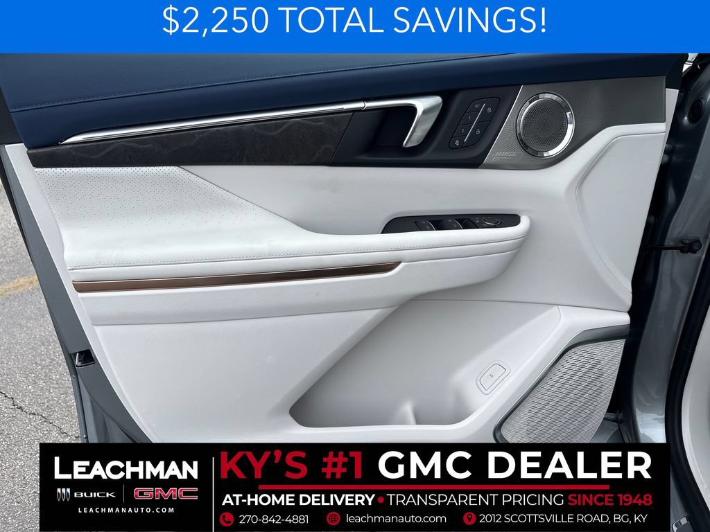 New 2026 Buick Enclave Avenir w/ Super Cruise Package FWD image 12