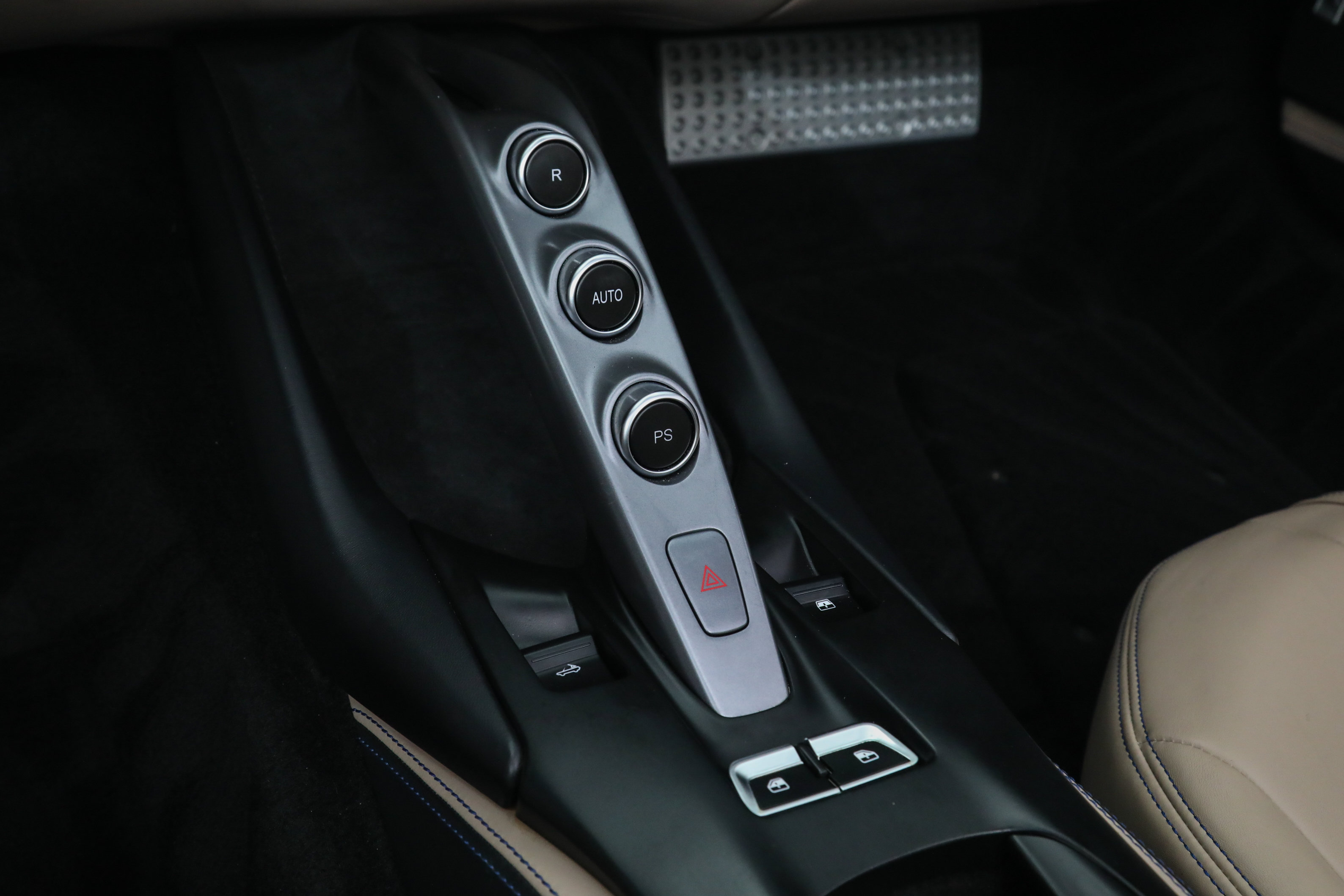 Certified 2022 Ferrari 812 GTS RWD image 31