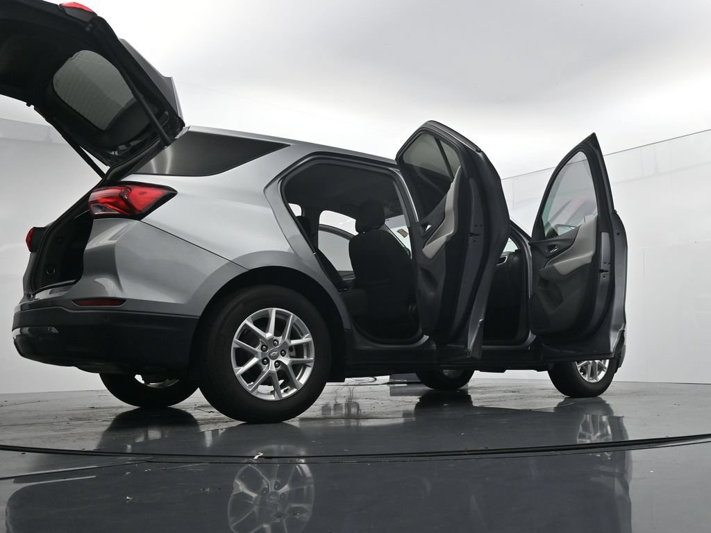 Used 2023 Chevrolet Equinox LT w/ Driver Convenience Package FWD image 44