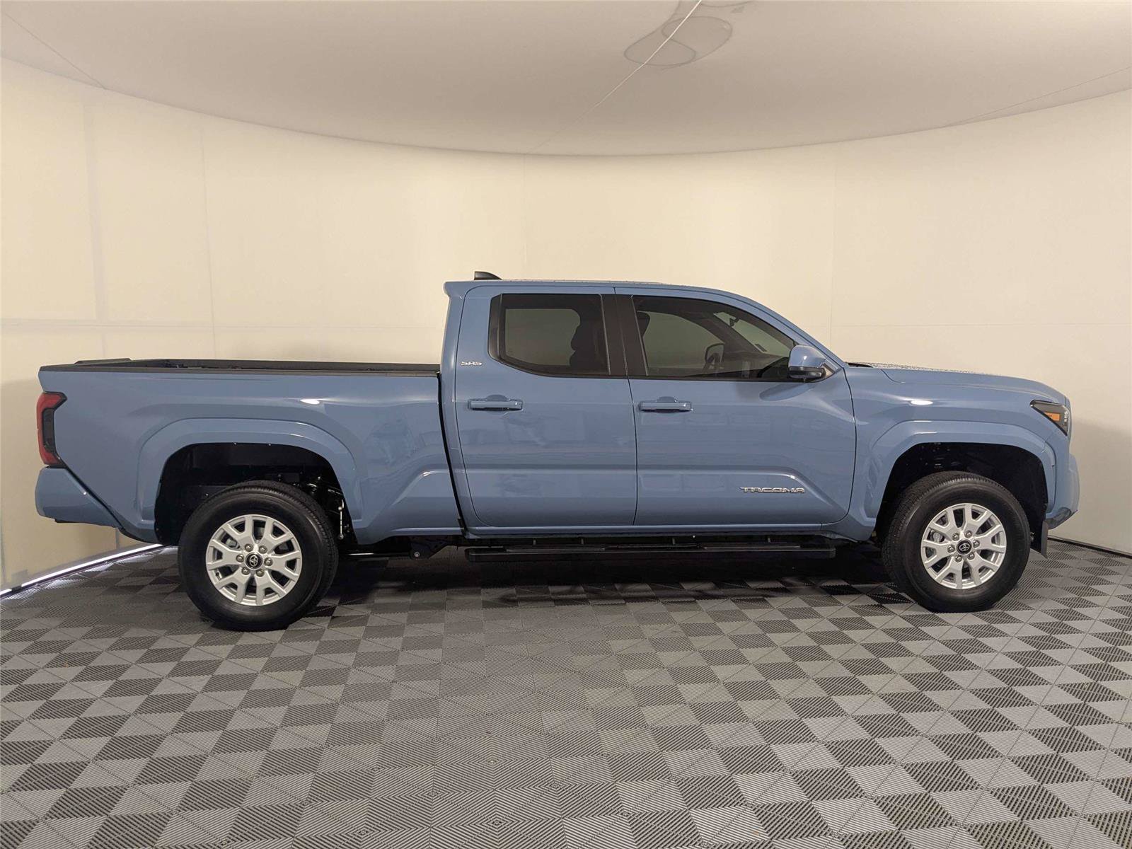 Certified 2026 Toyota Tacoma SR5 RWD image 4