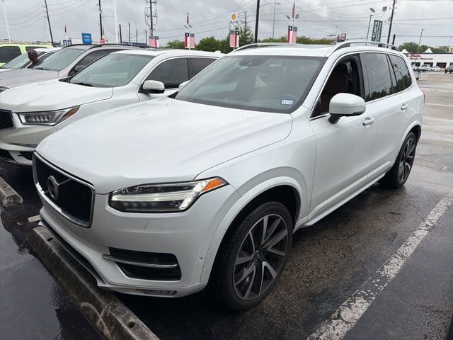 Used 2018 Volvo XC90 T6 Momentum w/ Convenience Package image 1