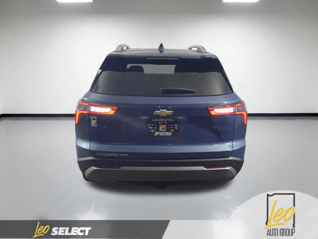 Used 2025 Chevrolet Equinox LT w/ Convenience Package II AWD/4WD image 5