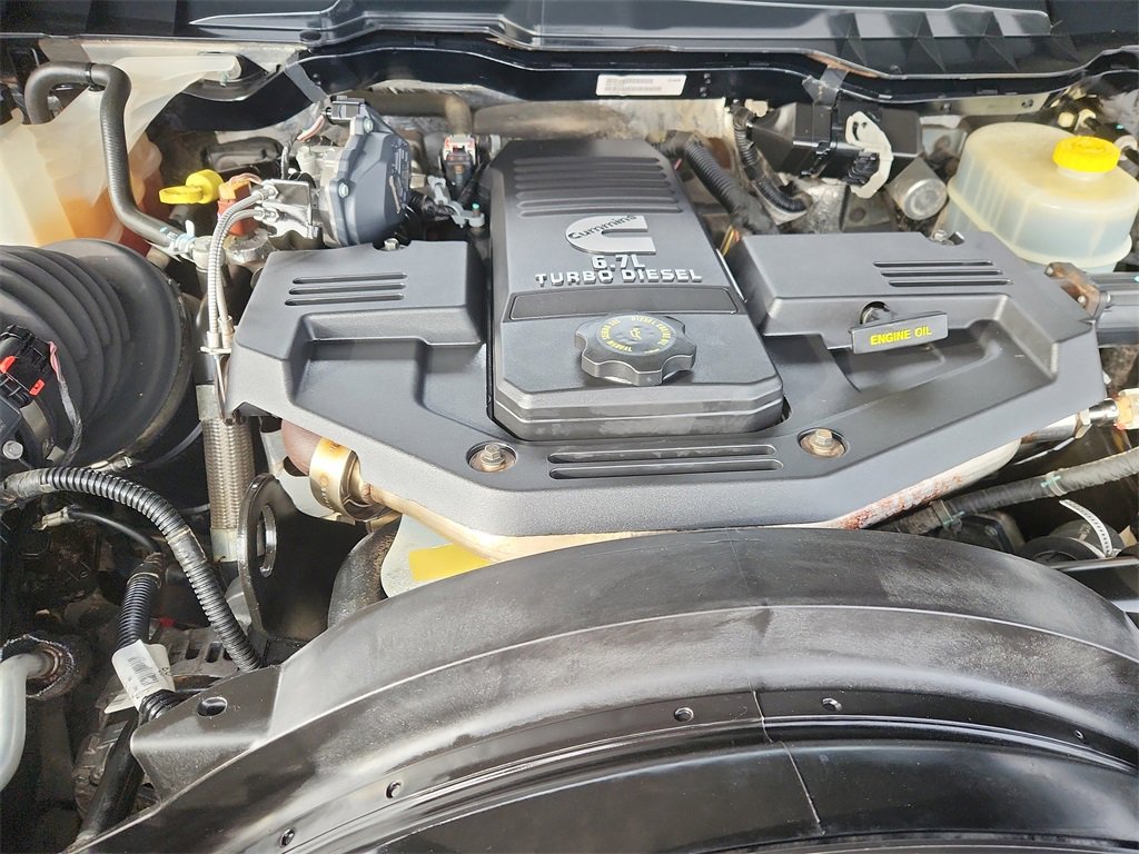 Used 2014 RAM 2500 Laramie w/ Cold Weather Group image 19