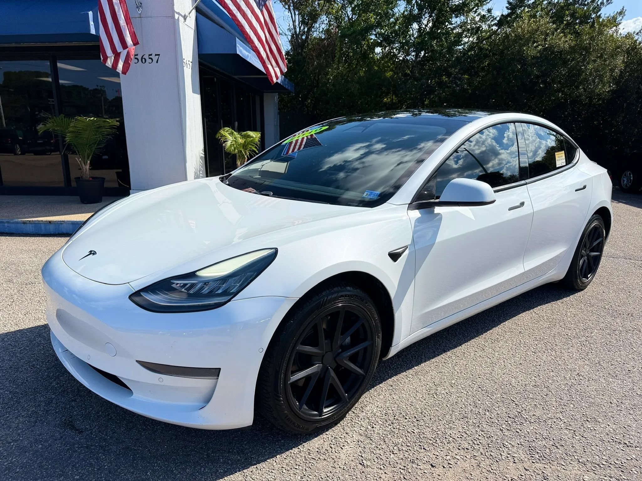 Used 2019 Tesla Model 3 Standard Range Plus RWD image 8
