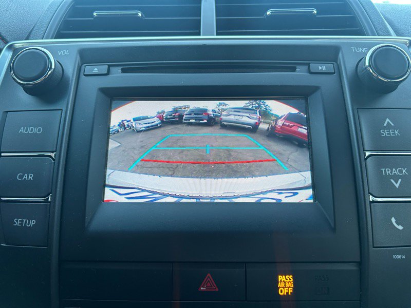 Used 2016 Toyota Camry SE image 16