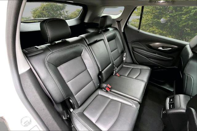 Used 2024 GMC Terrain SLT image 26