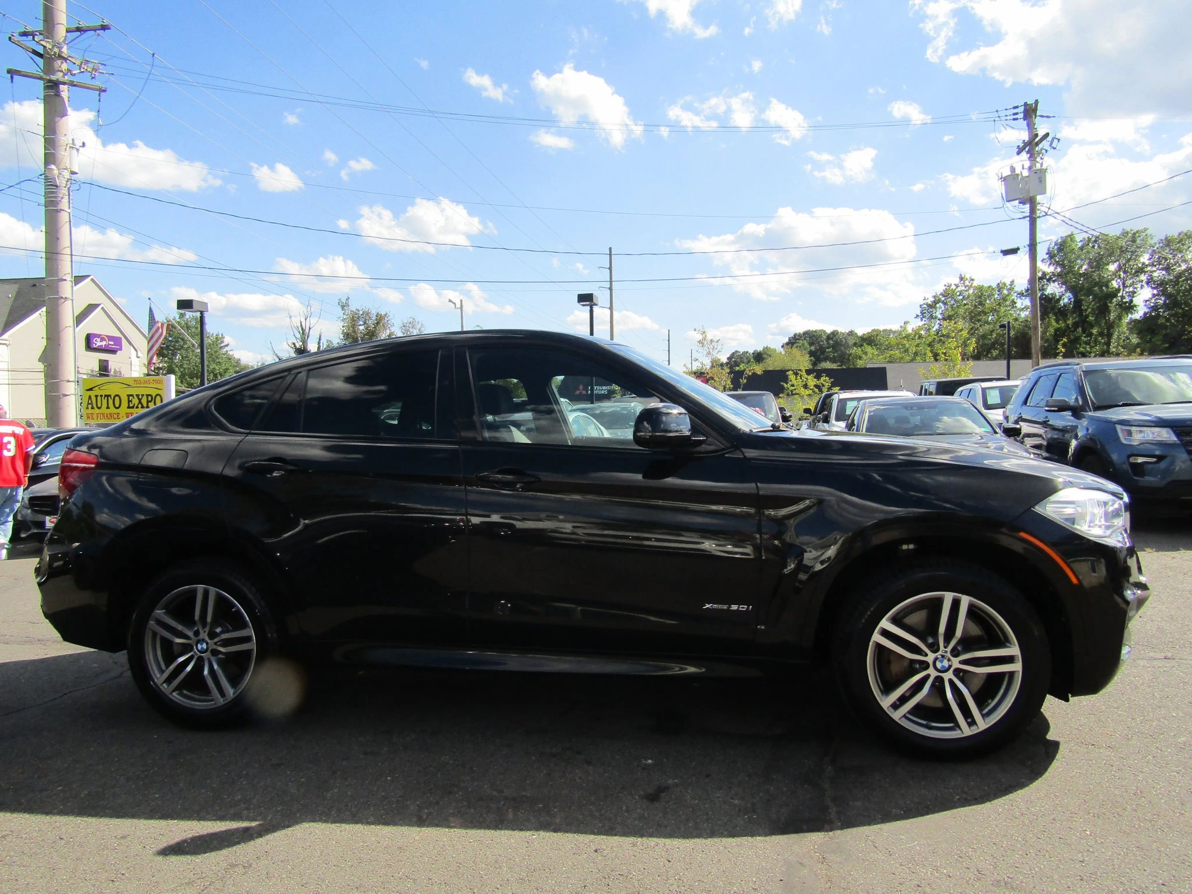 Used 2017 BMW X6 xDrive50i image 8