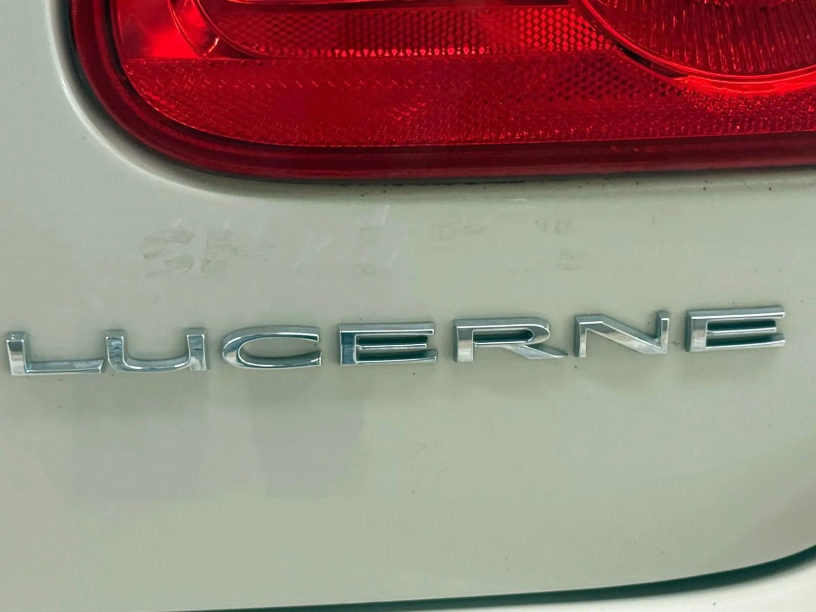 Used 2011 Buick Lucerne CX image 14