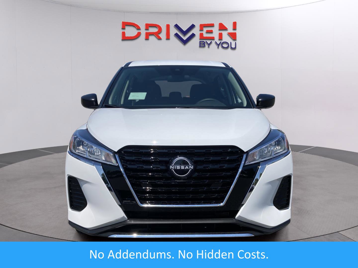 New 2025 Nissan Kicks Play S