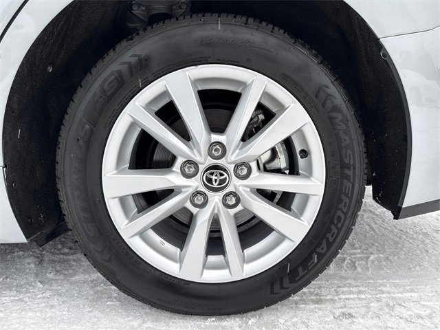 Used 2025 Toyota Camry XSE image 28