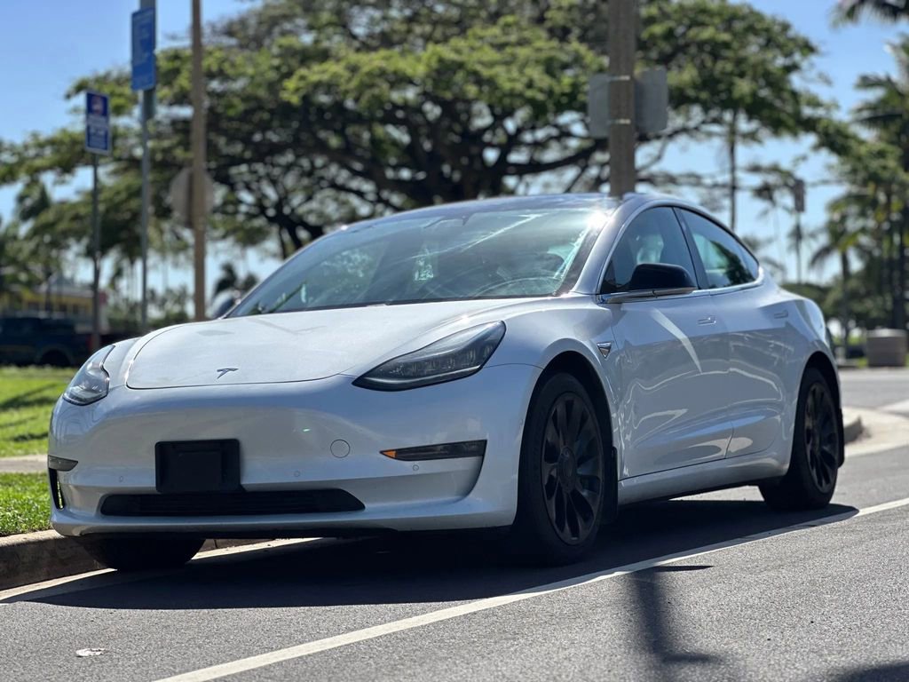 Used 2020 Tesla Model 3 Long Range image 1