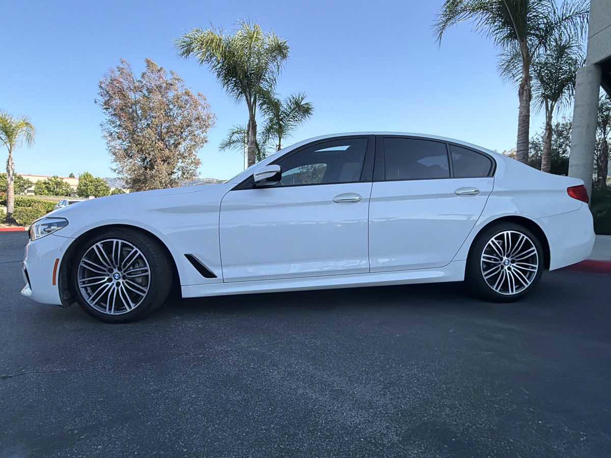 Used 2018 BMW 530i w/ M Sport Package RWD image 15
