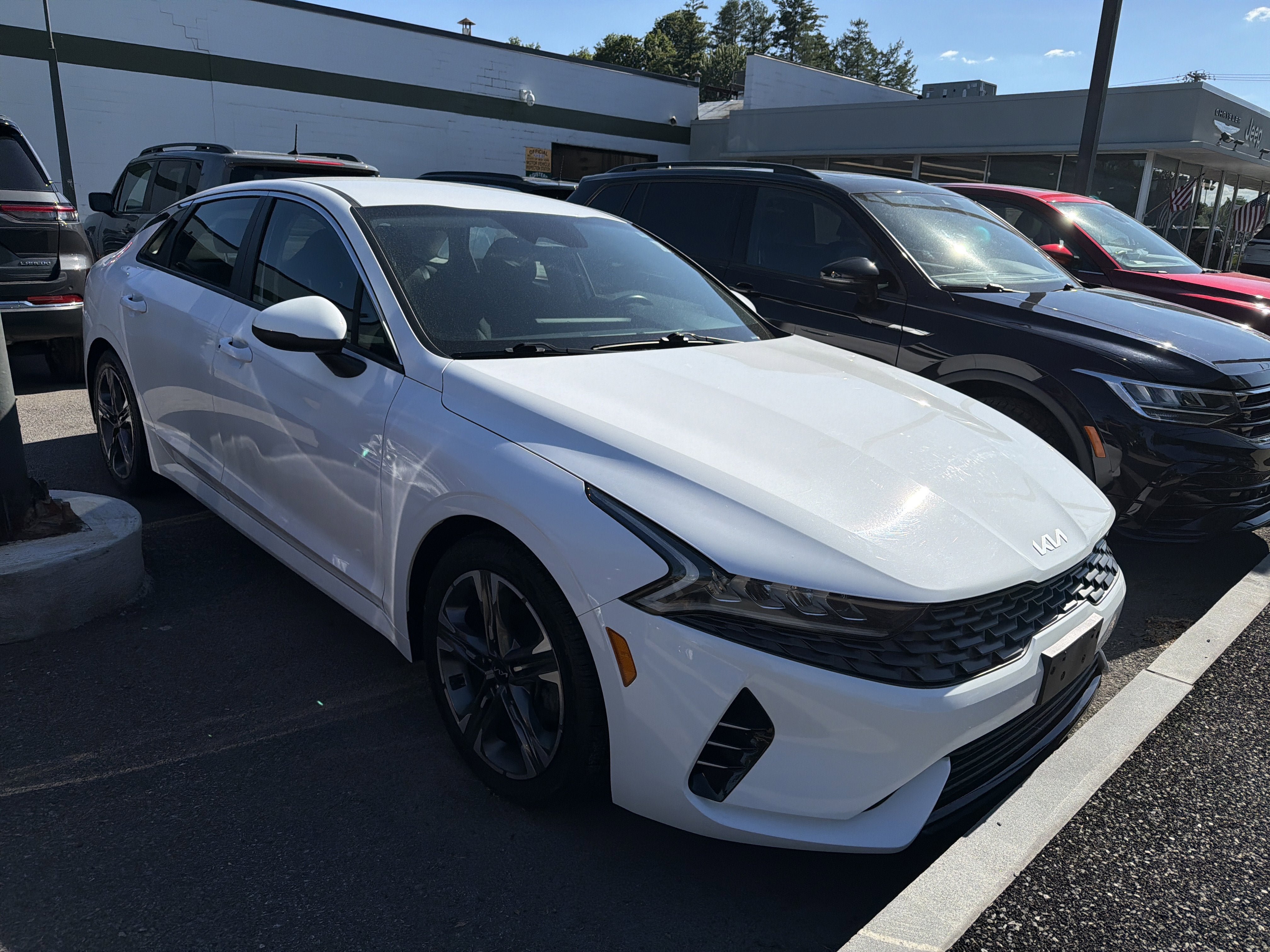 Used 2022 Kia K5 LXS AWD/4WD image 2