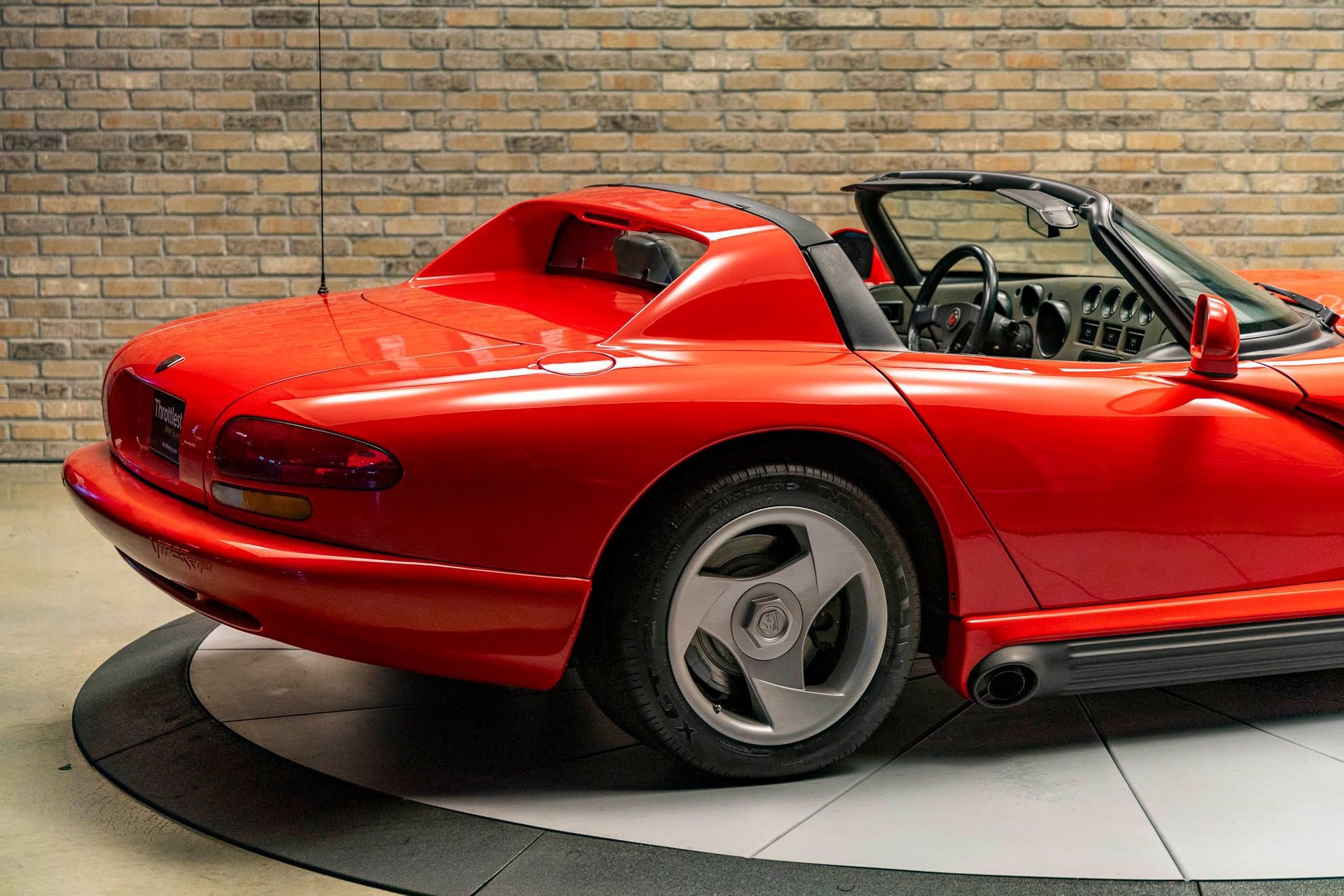 Used 1992 Dodge Viper RT/10 image 11