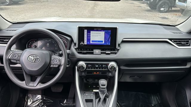Used 2024 Toyota RAV4 XLE w/ Convenience Package image 14