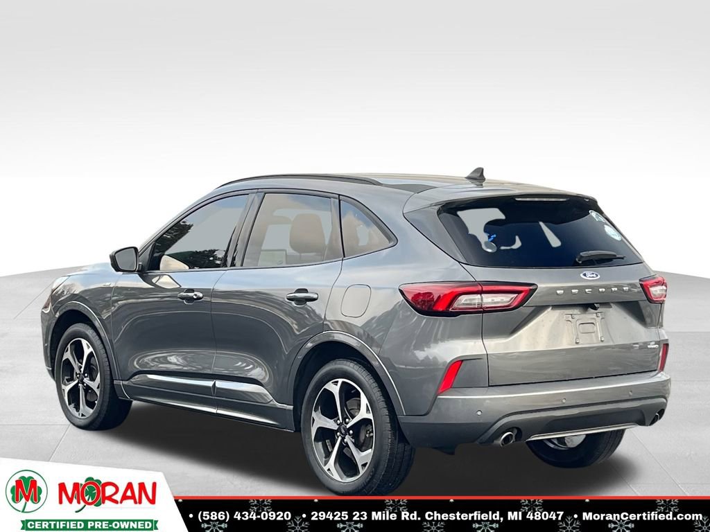 Used 2023 Ford Escape ST-Line Select w/ Tech Pack #2 image 4