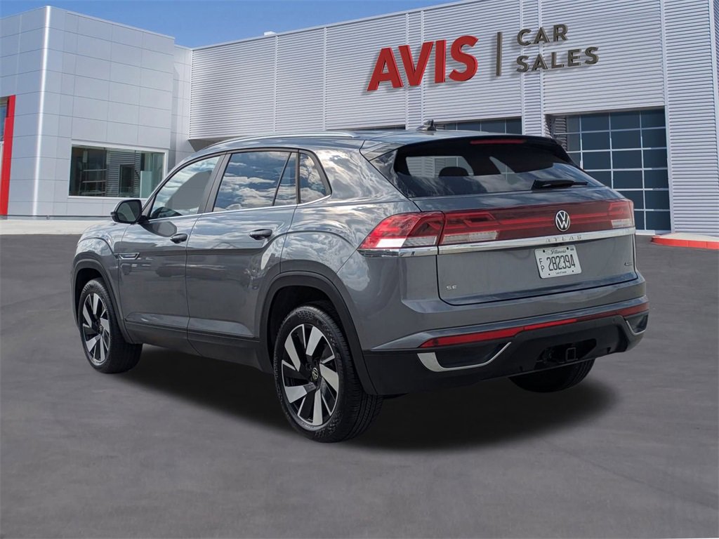 Used 2025 Volkswagen Atlas Cross Sport SE image 9