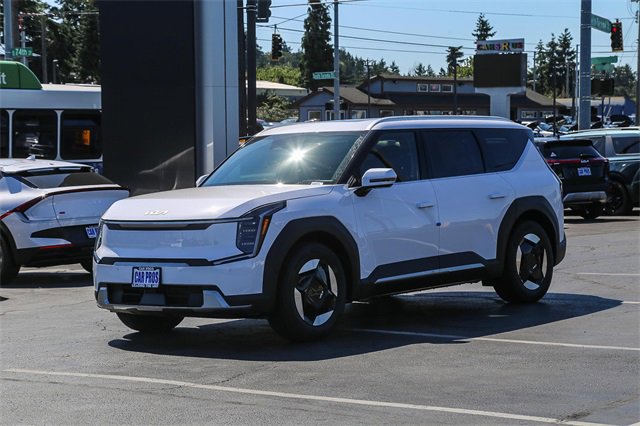 New 2026 Kia EV9 Wind image 12
