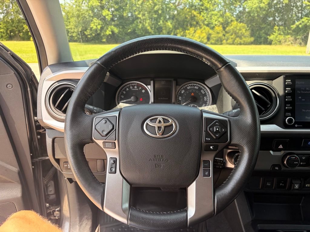 Used 2023 Toyota Tacoma SR5 RWD image 18