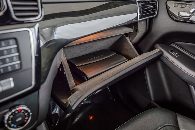 Used 2017 Mercedes-Benz GLS 450 4MATIC image 41