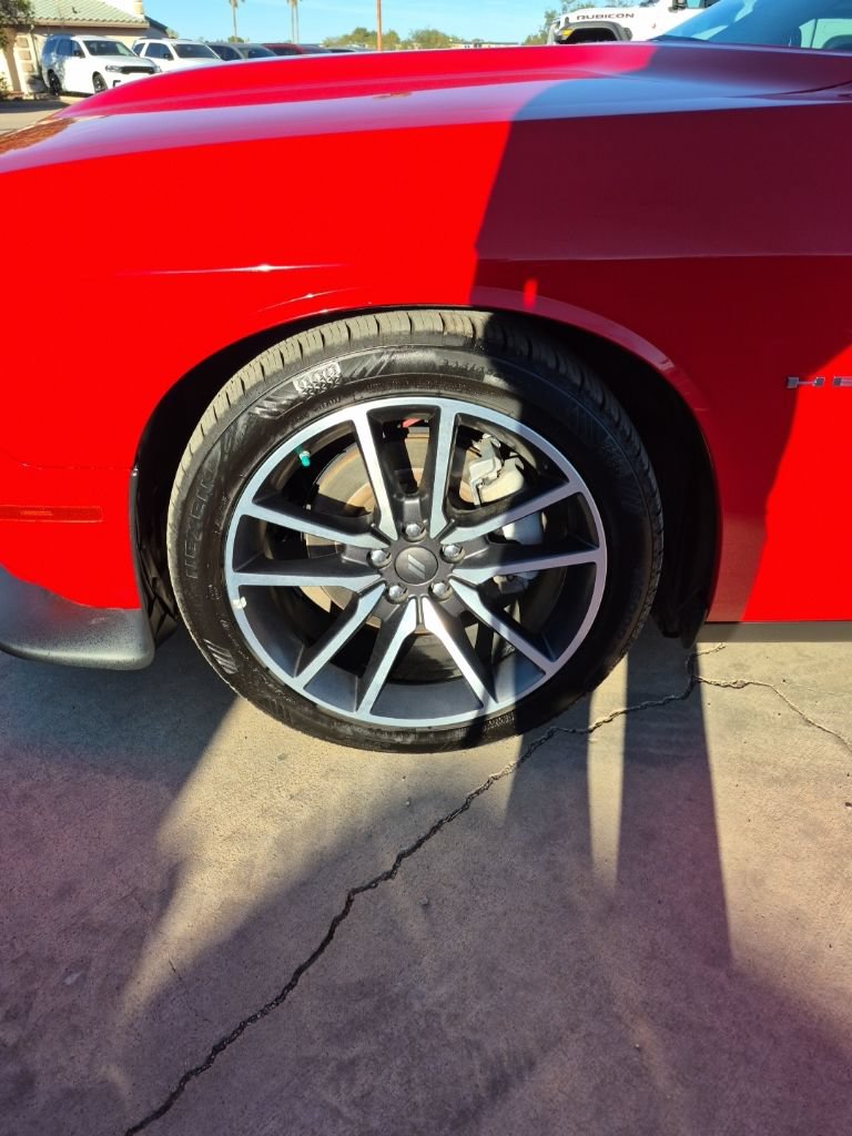 Certified 2022 Dodge Challenger R/T w/ Plus Package RWD image 9
