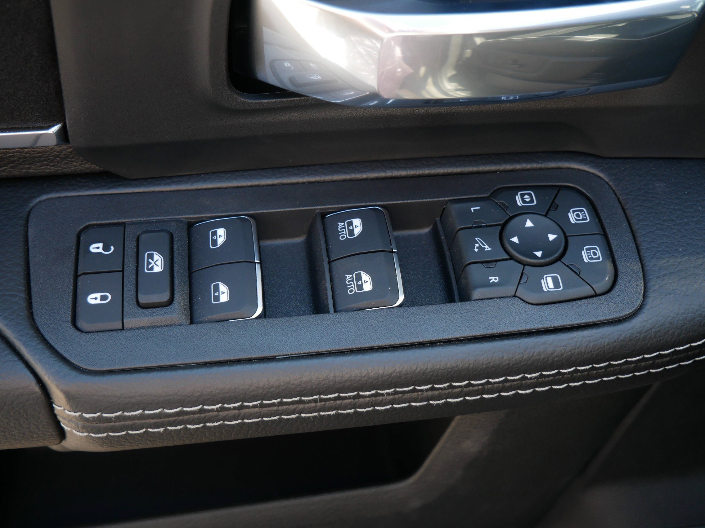 New 2026 RAM 2500 Laramie image 13