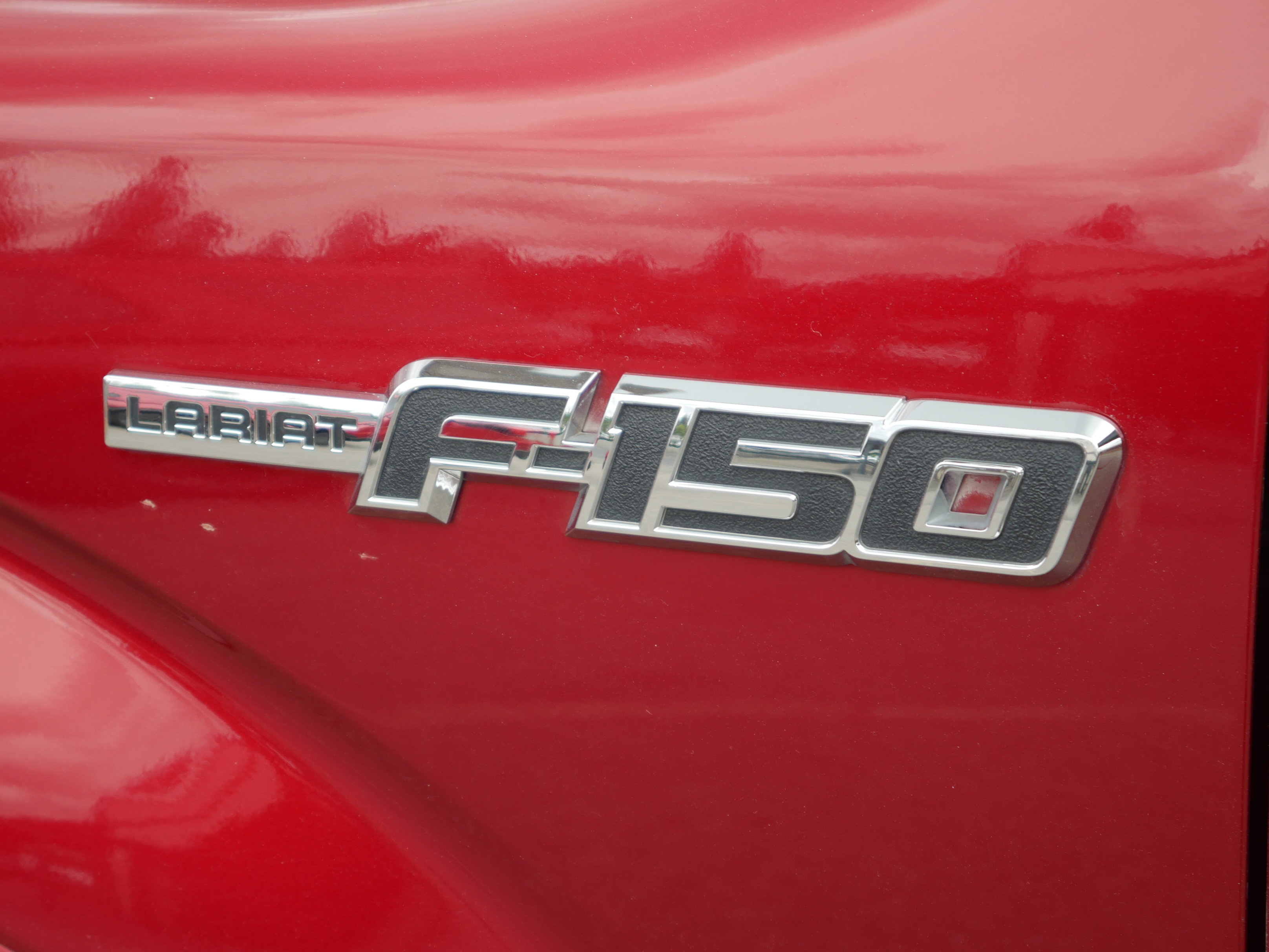 Used 2014 Ford F150 Lariat w/ Equipment Group 502A Luxury AWD/4WD image 19