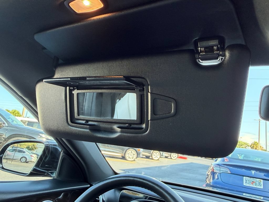 Used 2018 Mercedes-Benz E 300 image 40