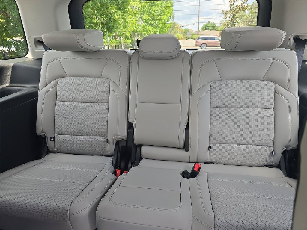 New 2026 Lincoln Navigator Premiere AWD/4WD image 10