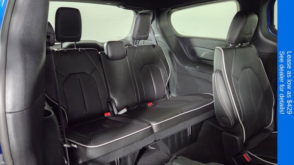 New 2026 Chrysler Pacifica Limited FWD image 34