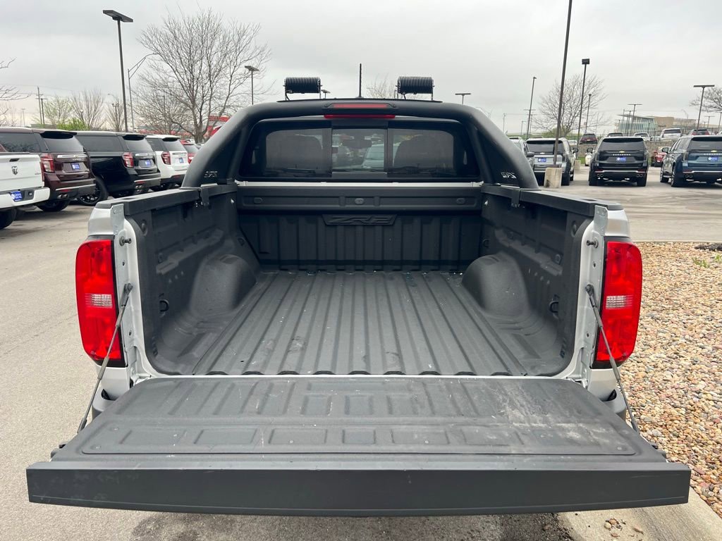 Used 2020 Chevrolet Colorado ZR2 w/ ZR2 Dusk Special Edition AWD/4WD image 24