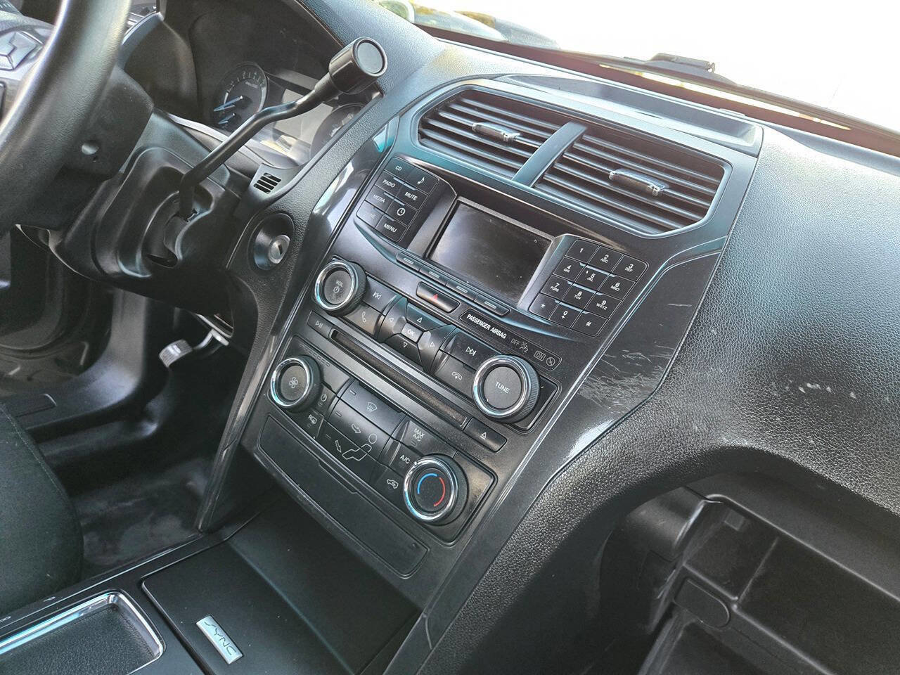 Used 2016 Ford Explorer 4WD Police Interceptor image 40