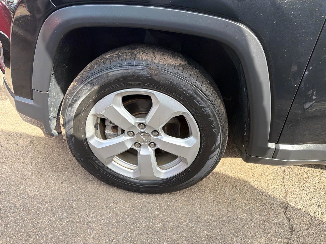 Used 2020 Jeep Compass Latitude w/ Cold Weather Group image 14
