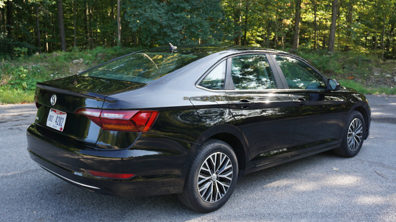 Used 2019 Volkswagen Jetta SE image 5