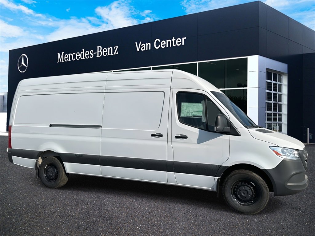 New 2025 Mercedes-Benz Sprinter 2500 image 2