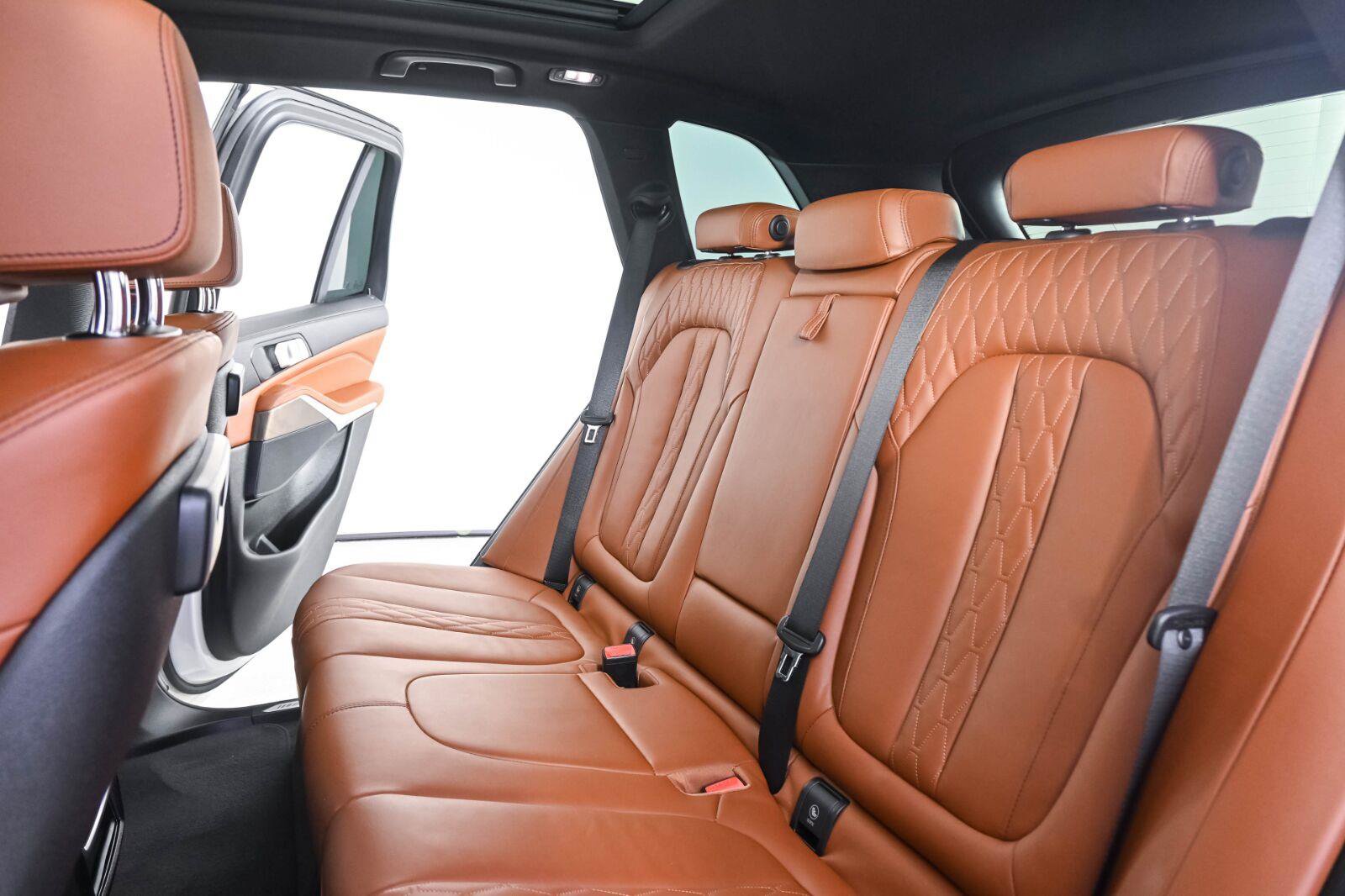 Used 2022 BMW X5 xDrive45e w/ M Sport Package AWD/4WD image 20
