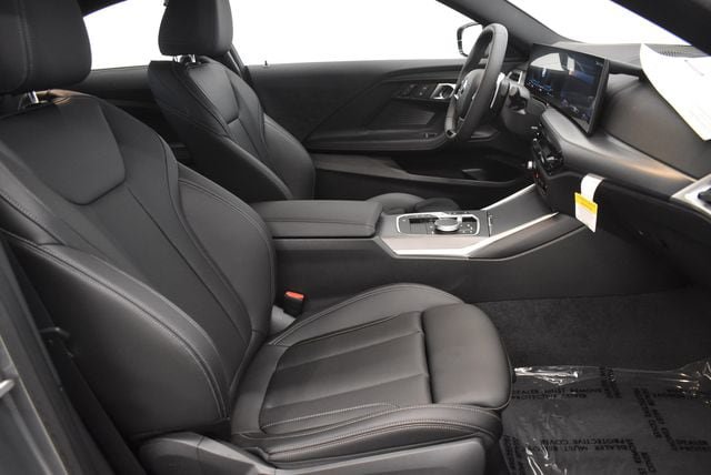 New 2026 BMW 230i xDrive Coupe w/ Convenience Package AWD/4WD image 19