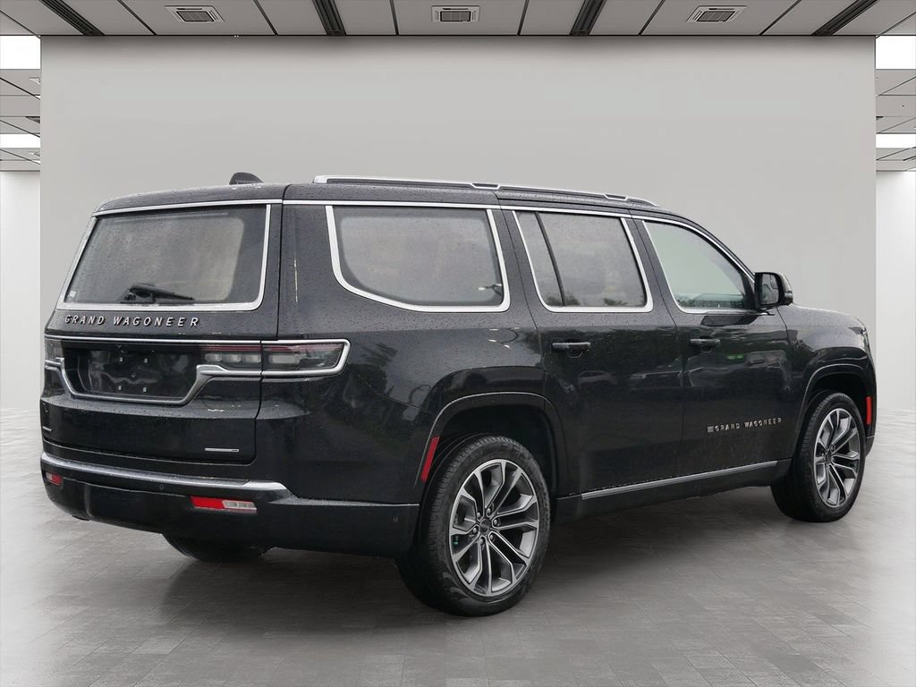 Used 2022 Jeep Grand Wagoneer Series III w/ Rear Seat Video Group 1 AWD/4WD image 6