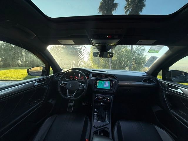 Used 2022 Volkswagen Tiguan SE R-Line image 15
