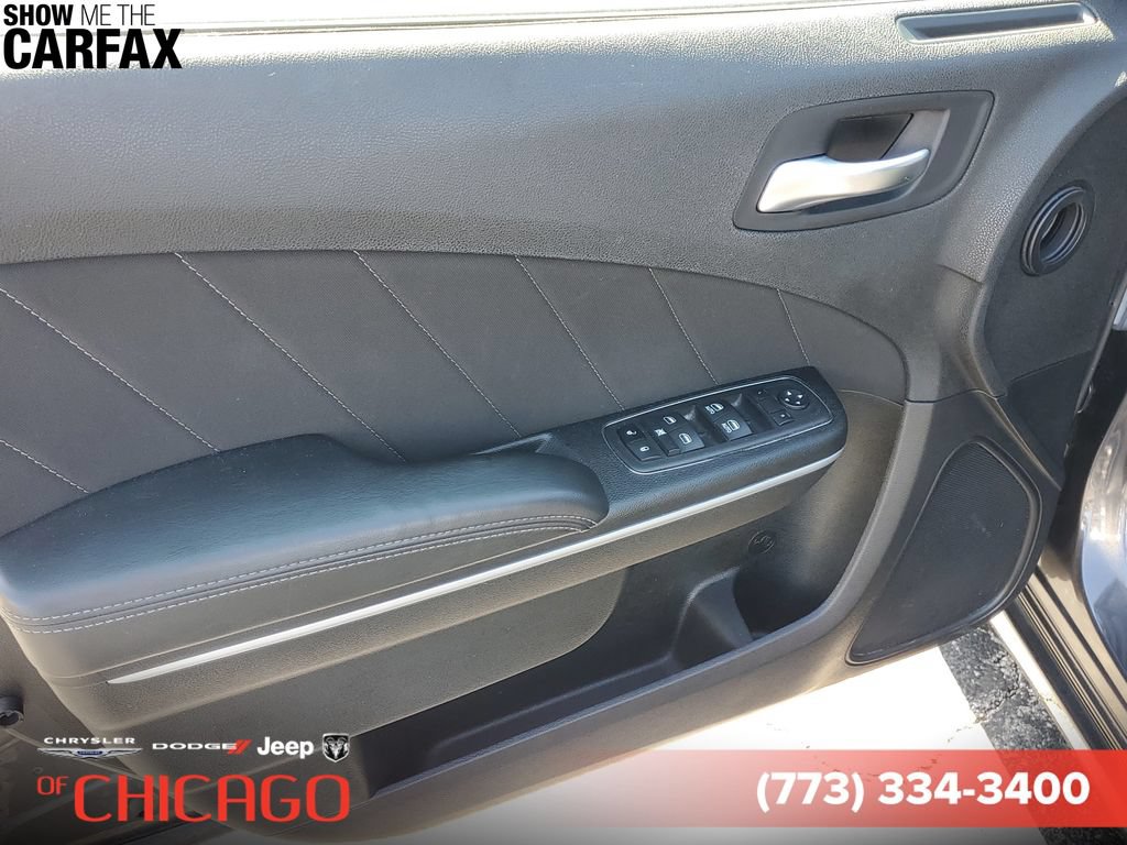 Used 2023 Dodge Charger SXT RWD image 18